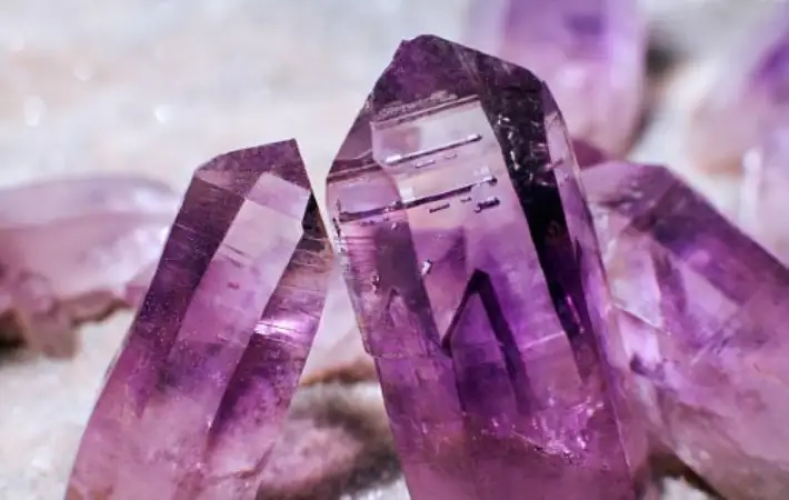 5 Ways to Use Crystals for Healing in Singapore